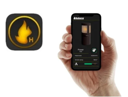 スマートフォンで暖炉やストーブを操作するアプリの画面と、そのアプリのアイコンが写っています