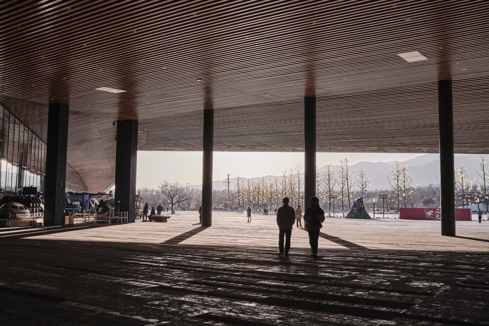 現代建築の広場