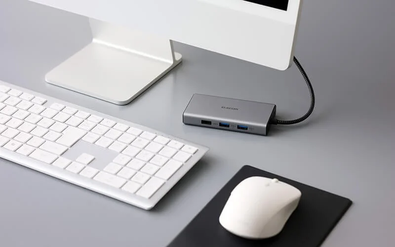 ケーブル1本で接続するだけ