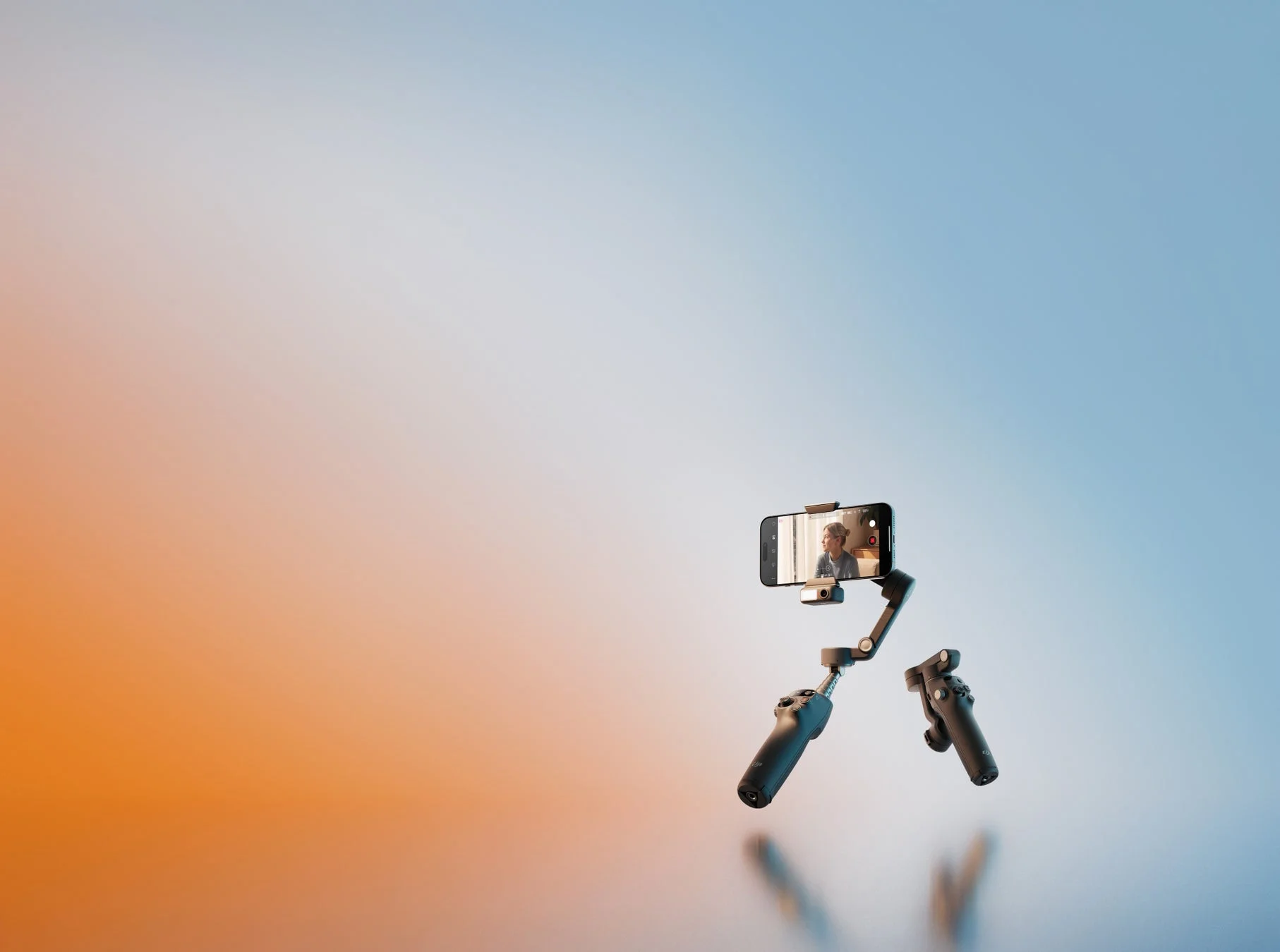 DJI Osmo Mobile 8登場!あなたのスマホ撮影をプロ級に変える魔法のジンバル