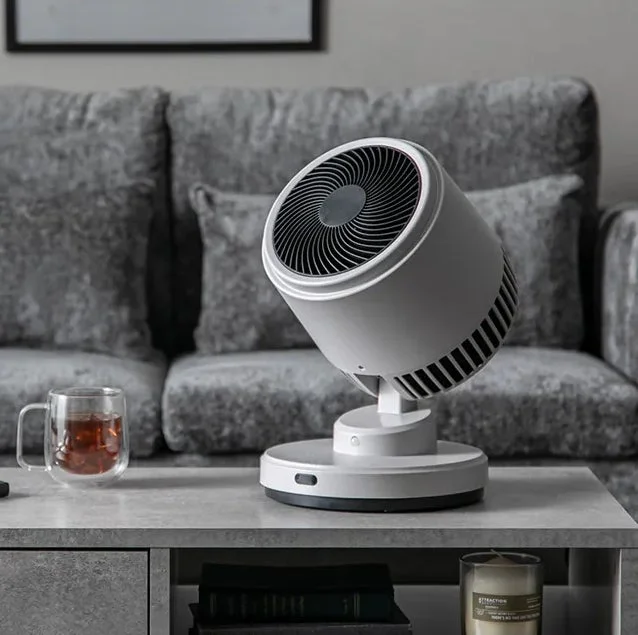 グレーカラーのサーキュレーター