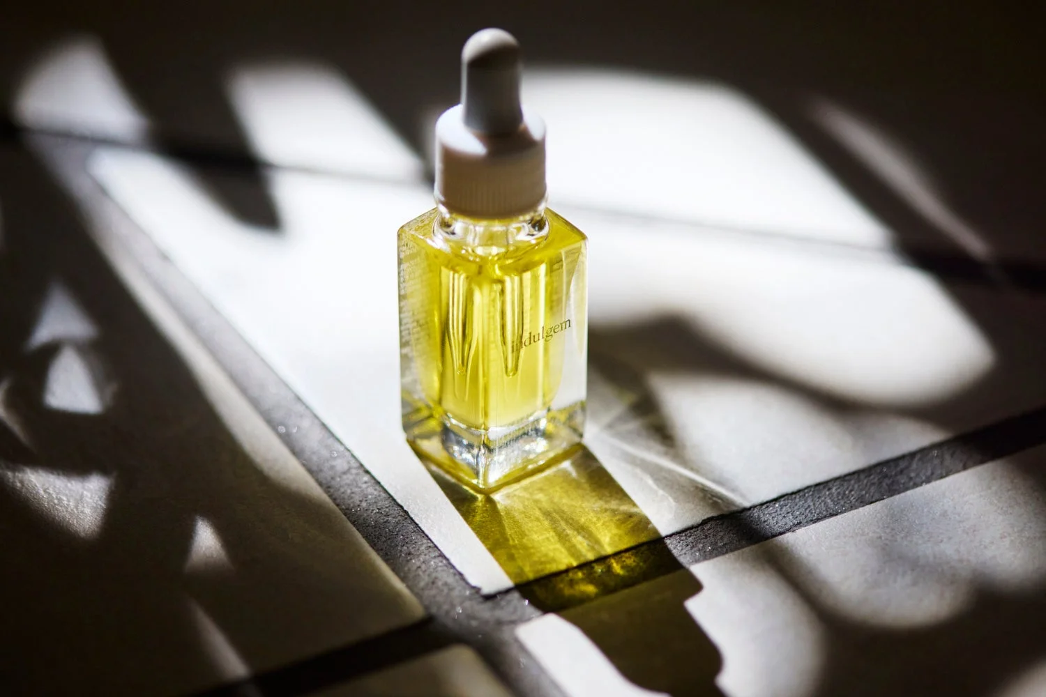 スポイトボトル