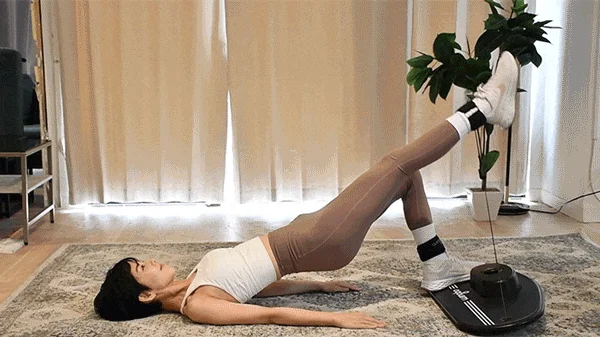 スライドボードを使ったエクササイズ