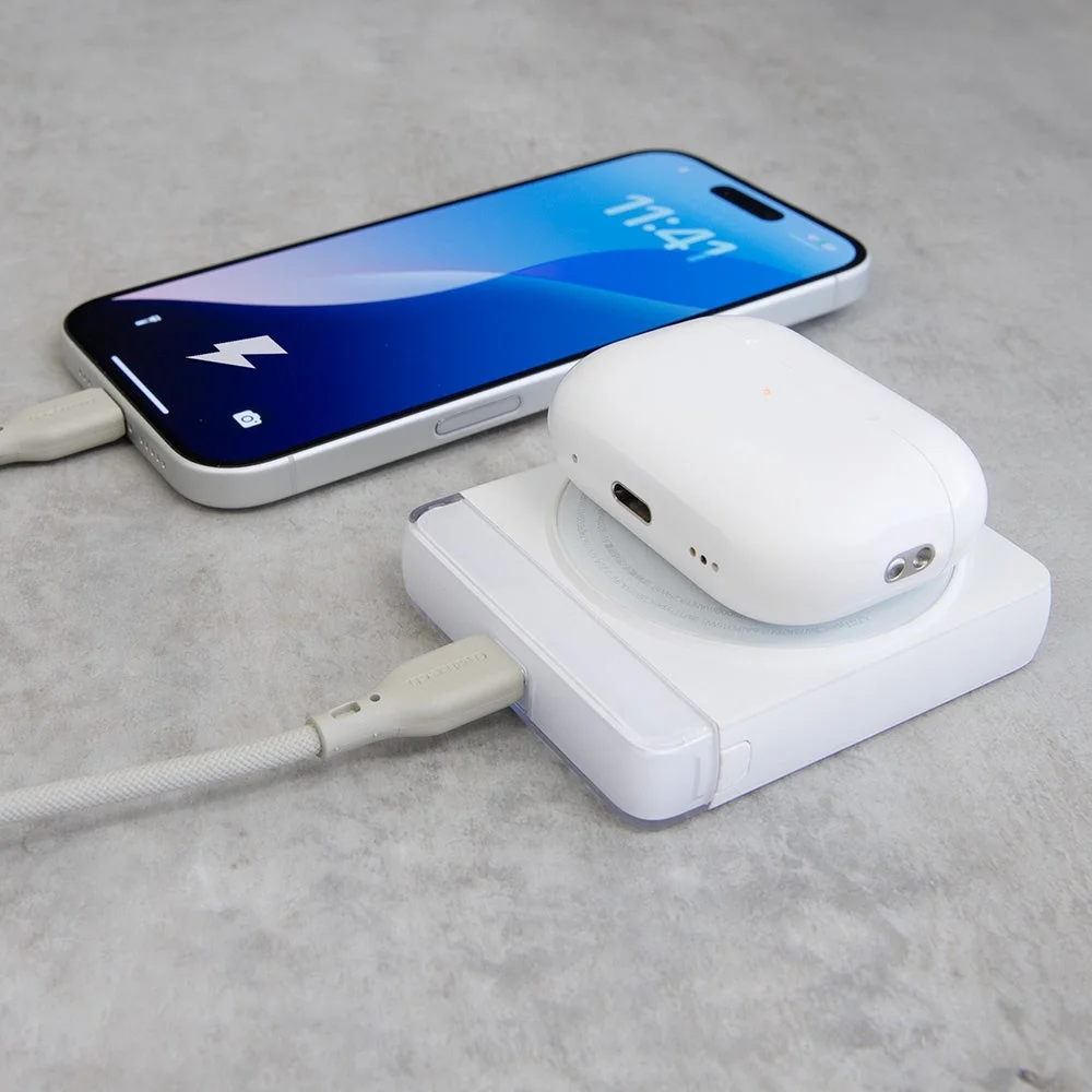 iPhoneとAirPodsを同時に充電