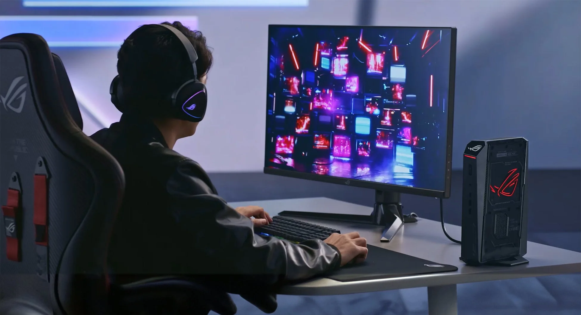 ROG NUC (2025) 内部構造