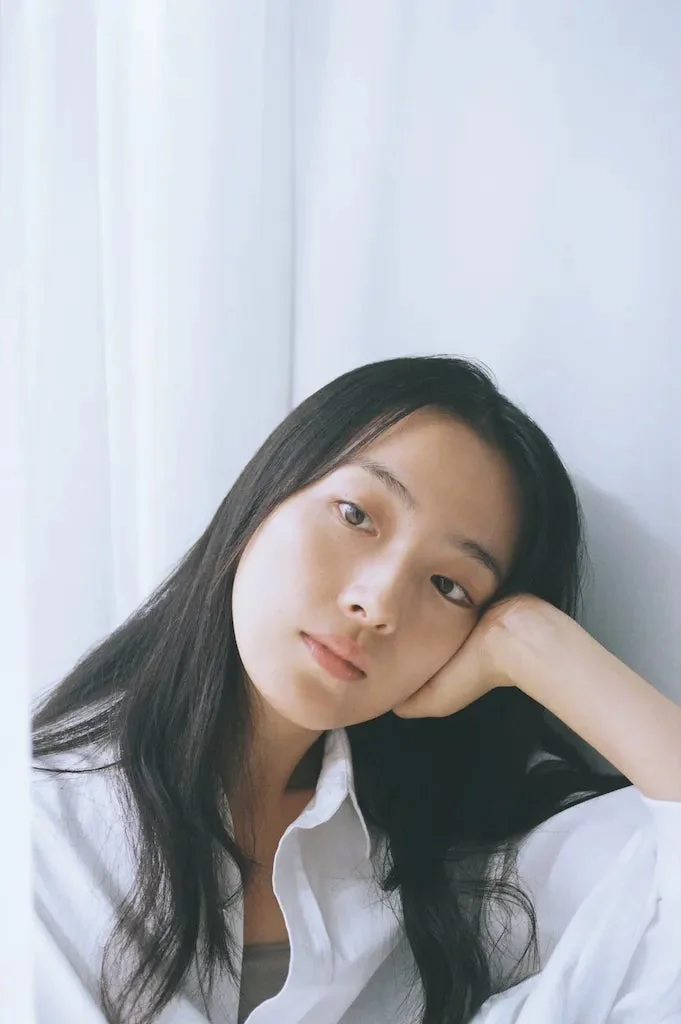 リラックスする女性