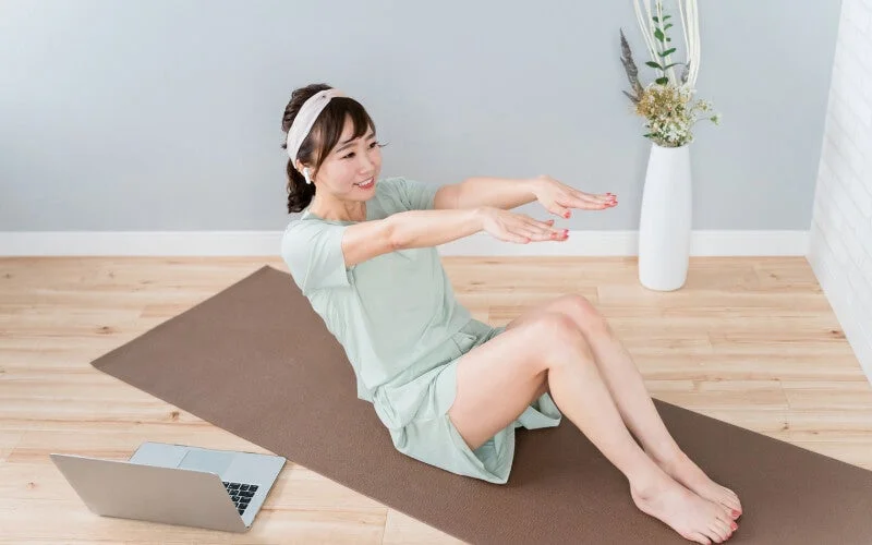 自宅でもプロのサポートを。オンラインパーソナルトレーニングをスタート