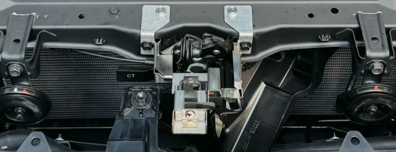 ボンネット内部