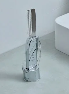 Lattractions Global Permeates Comb by Dr.Beau