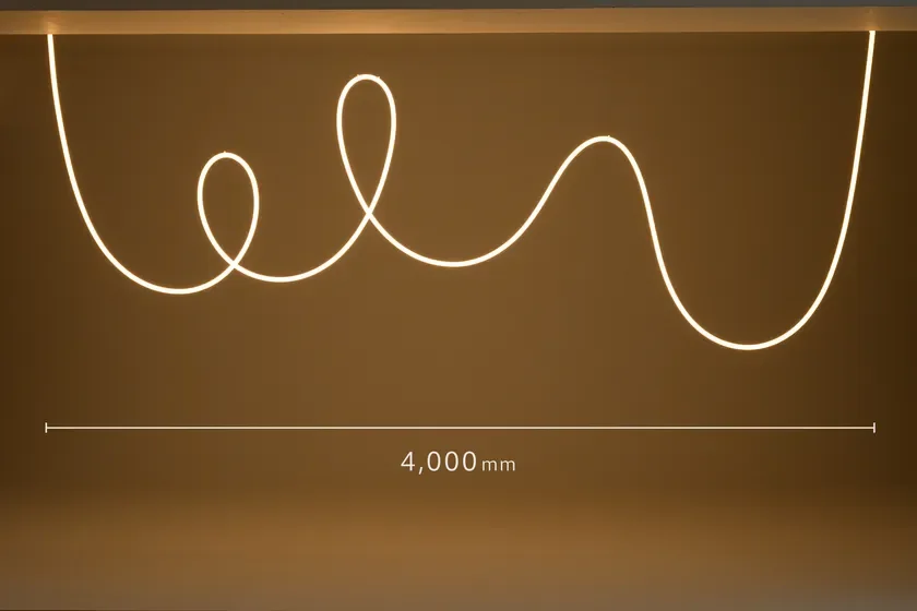 ネオンライト,LED照明,デザイン照明,間接照明,曲線,測定,空間デザイン,インテリア,ウォームカラー,光
