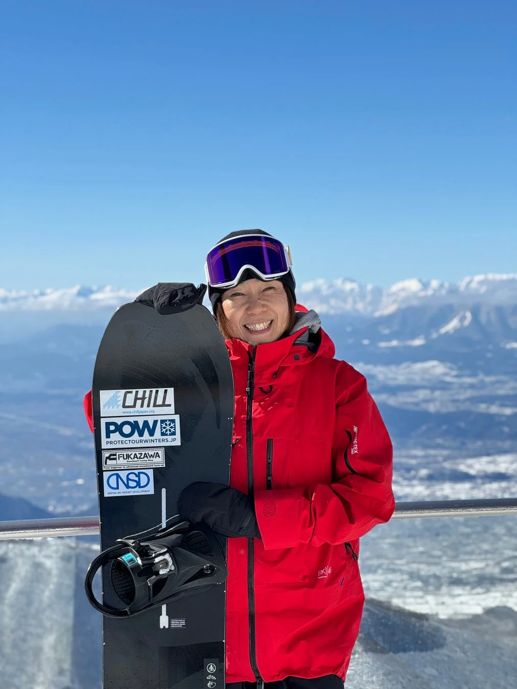 スノーボーダーの女性