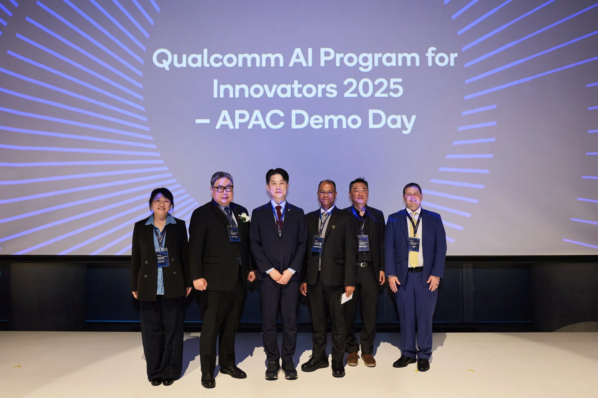 Qualcommが「QAIPI 2025 – APAC Demo Day」でエッジAIの未来を披露！2026年に向けた革新が加速