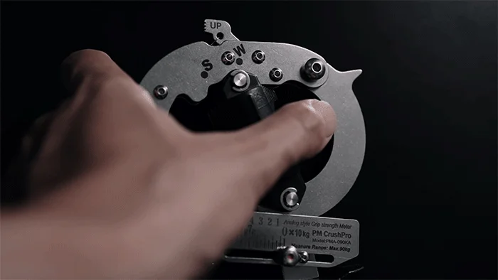 握力計の操作