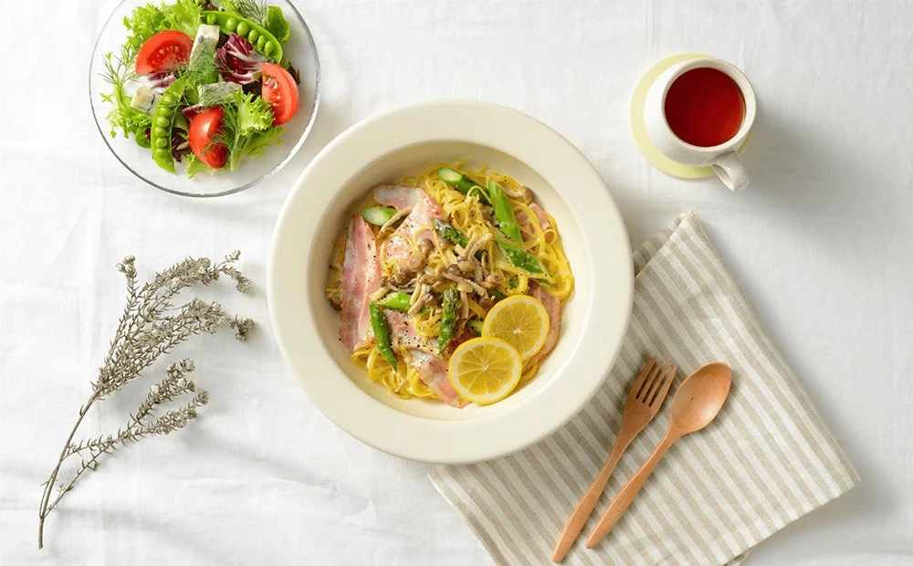 20cmお皿パンに盛られたパスタ