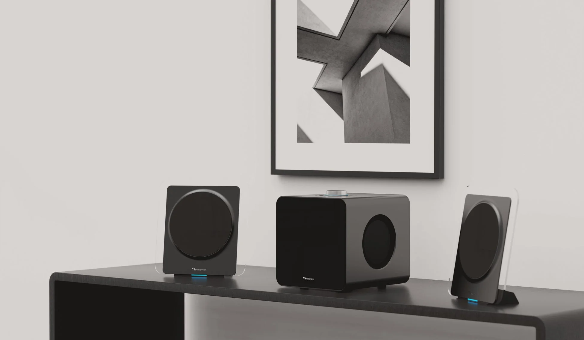 棚に置かれたスピーカー