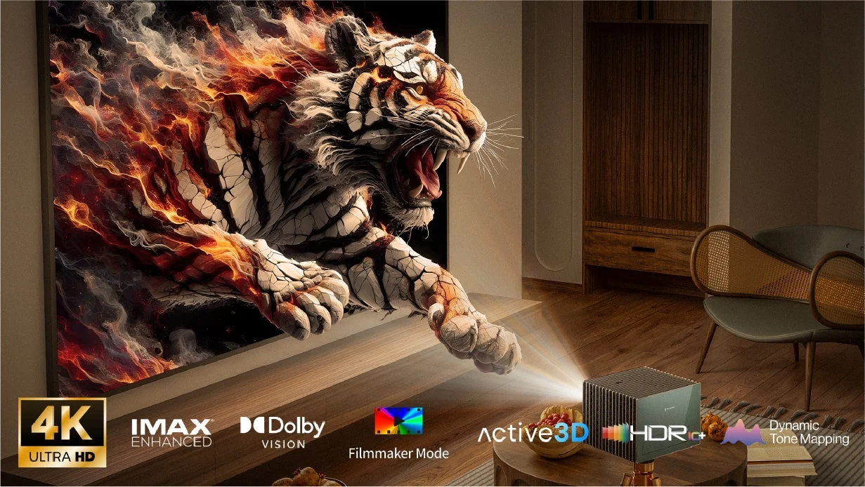 リビングでプロジェクターで映画鑑賞