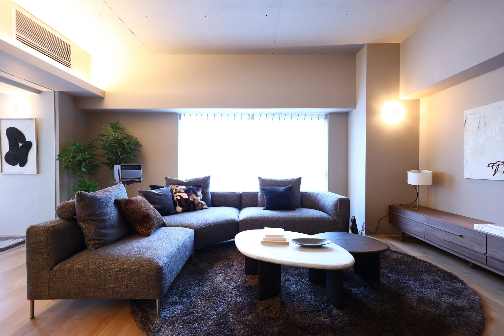 XGIMI最新4Kプロジェクター「HORIZON 20 Pro」がリノベるの新コンセプトルームに登場！極上のおうち映画館を体験