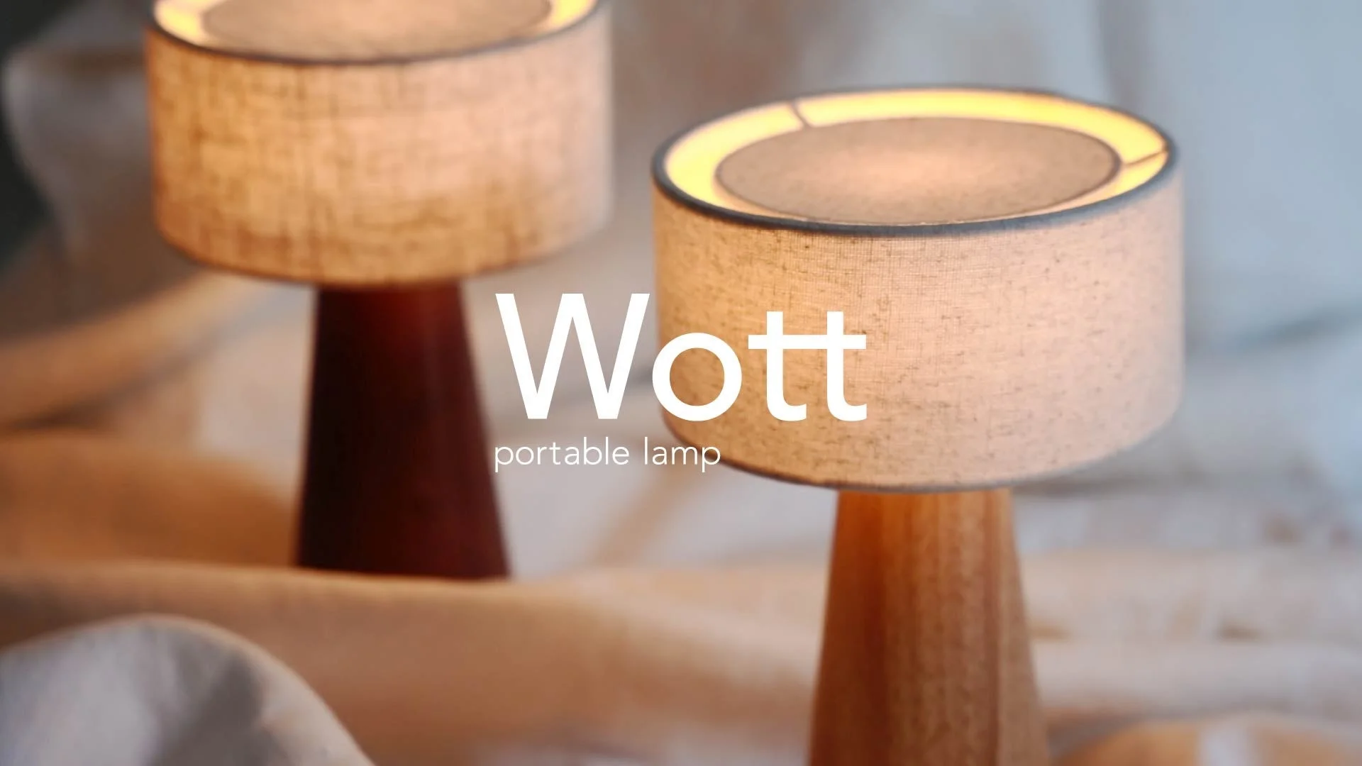 DI CLASSE、天然木とファブリックの「Wott ウォットポータブルランプ」を本日発売