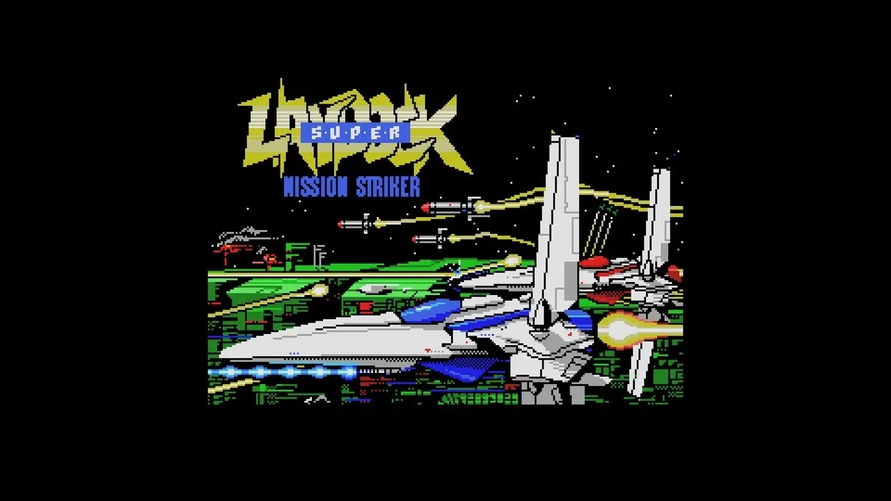 ピクセルアートで描かれたレトロなシューティングゲーム「ZANAC SUPER MISSION STRIKER」のタイトル画面。宇宙空間で多数のミサイルとレーザーが飛び交う激しい戦闘シーンが描かれている。