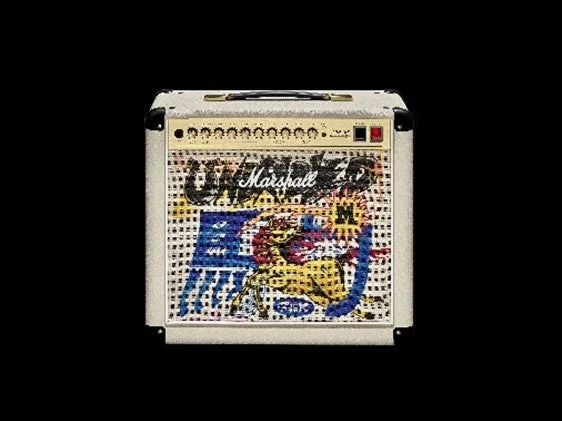 フロントグリルにカラフルなグラフィックが施されたMarshall製ギターアンプ