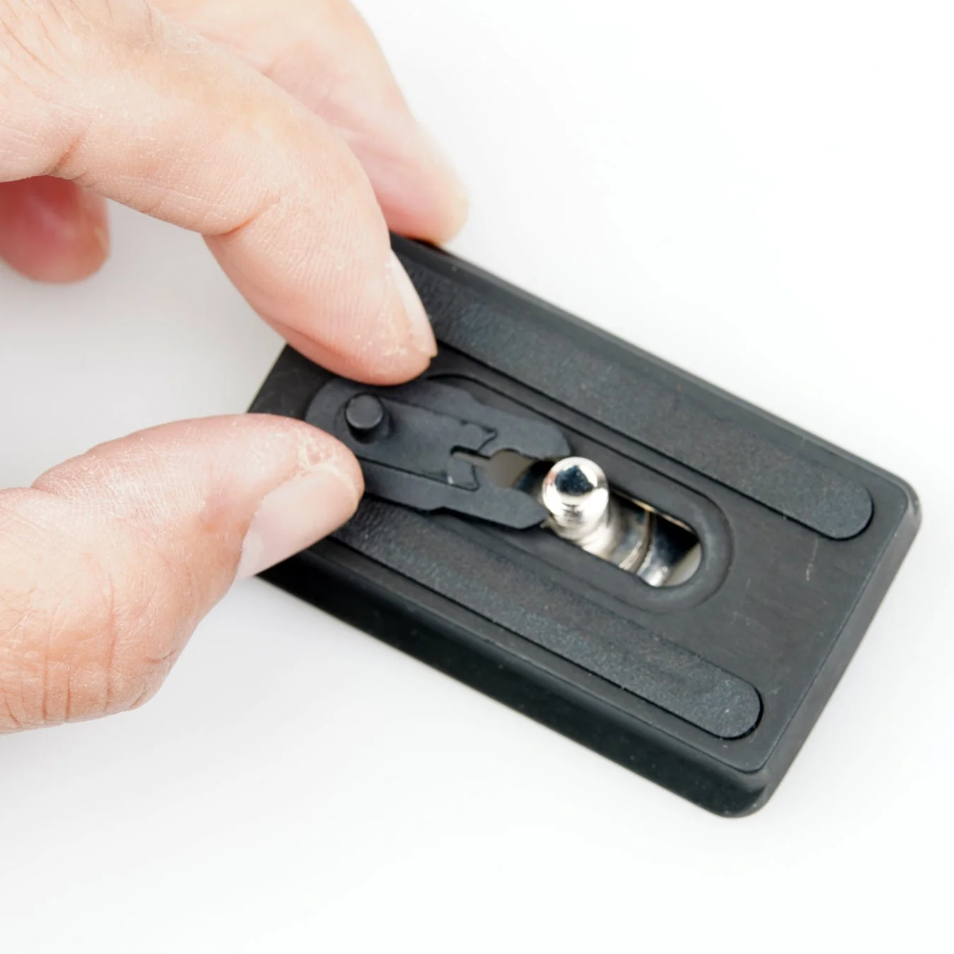 通常のカメラへの取り付け方法