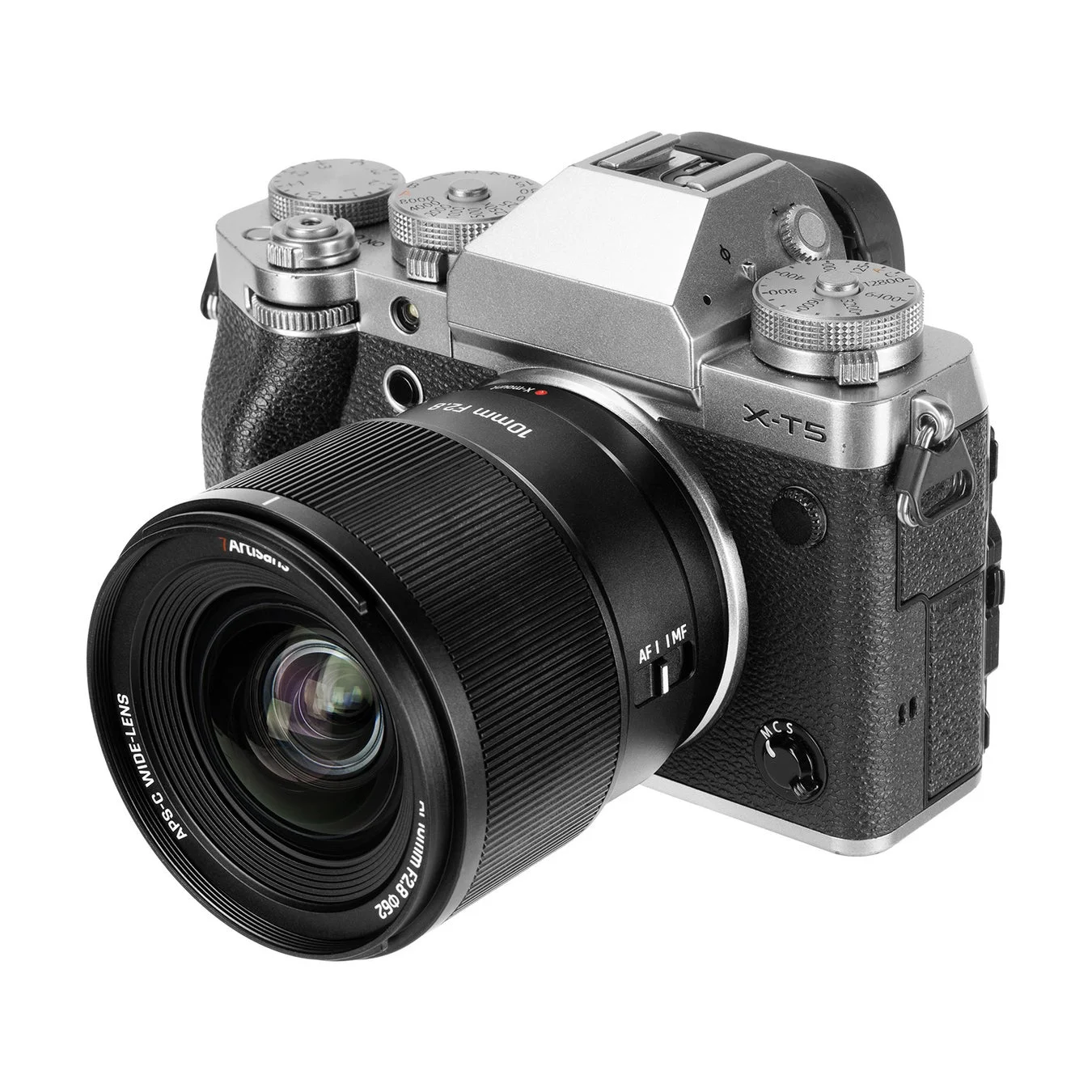 富士フイルムXマウントカメラに装着された七工匠 7Artisans 10mm F2.8 AF APS-Cレンズ