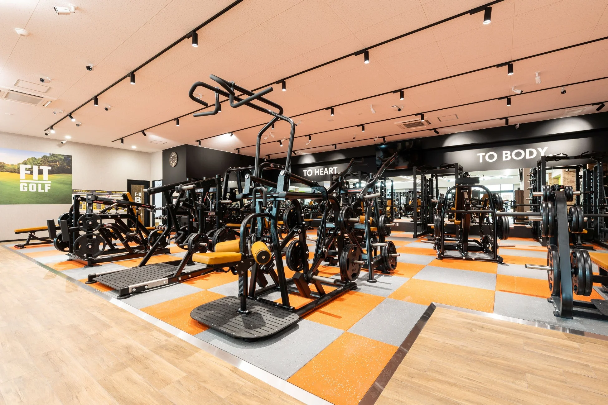 トレーニングマシン