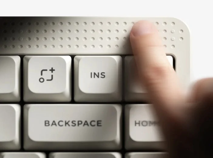 キーボード上部の操作