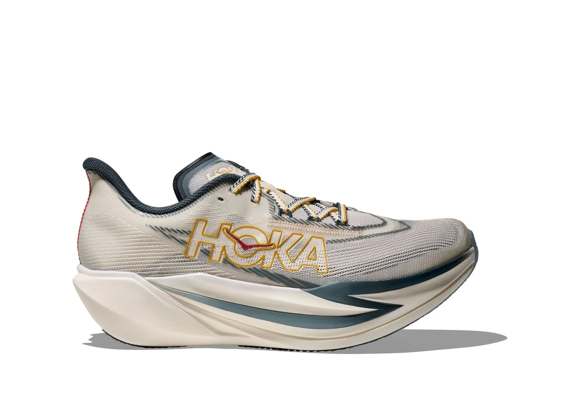 HOKA CIELO X1 3.0 ベージュ