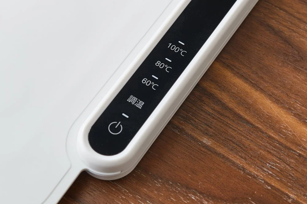 フードウォーマーの操作パネル