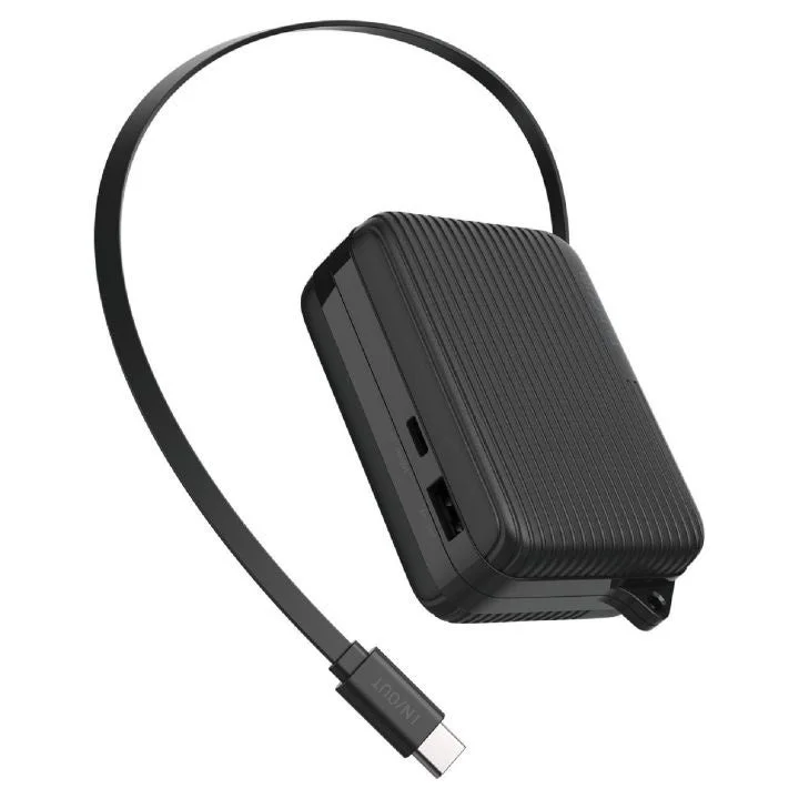 黒色のモバイルバッテリー