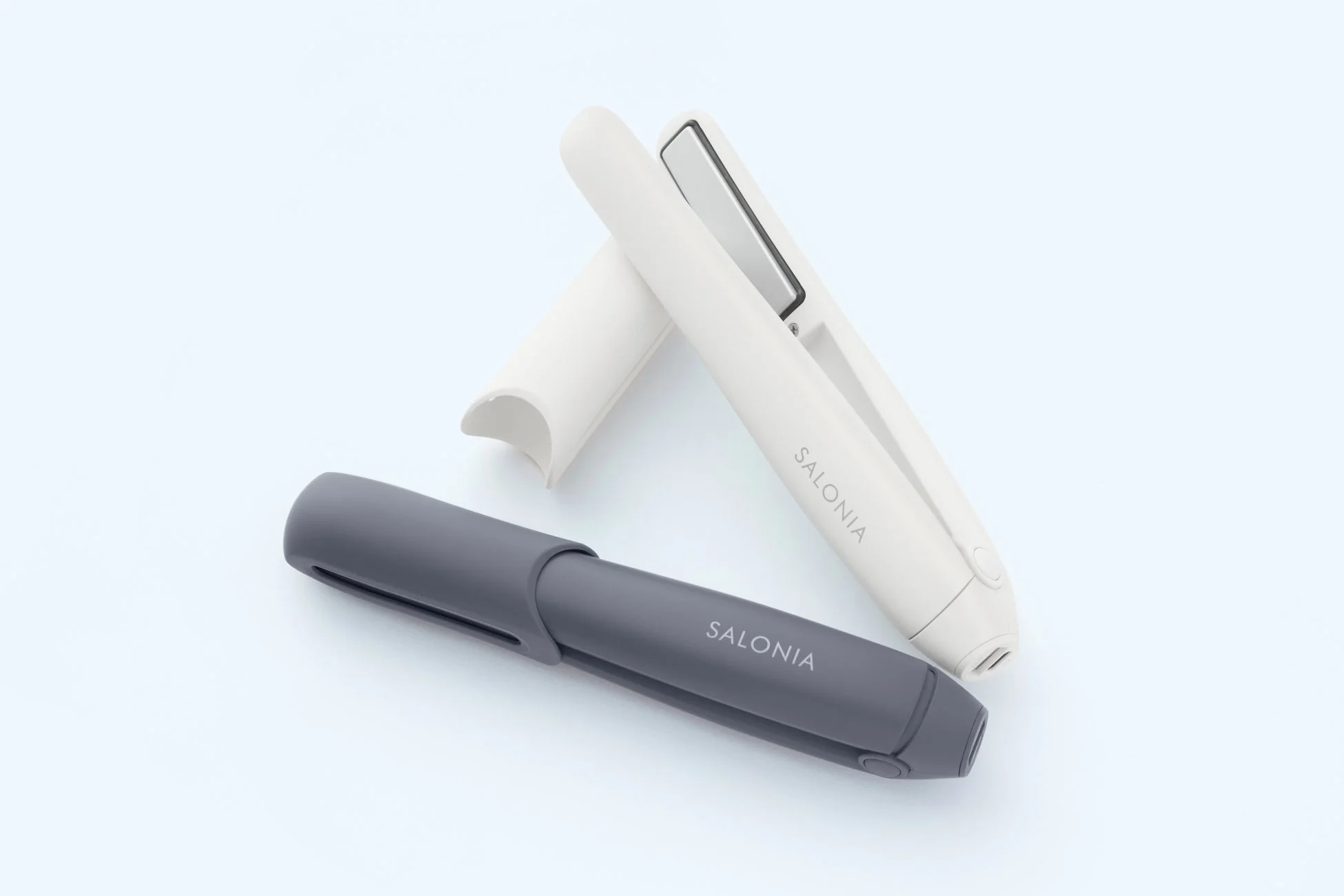 収納用キャップ付きのヘアアイロン