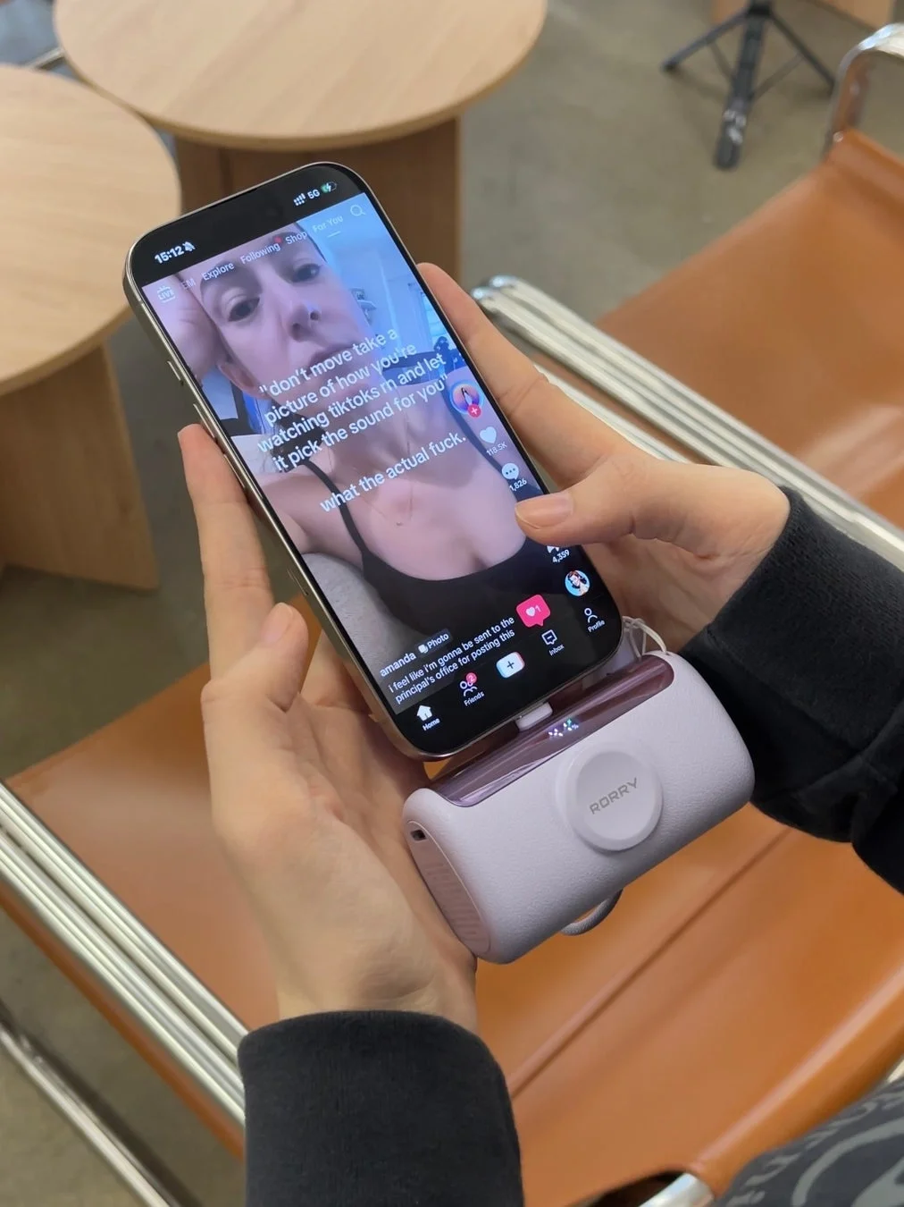 スマートフォンに接続されたPalmgo