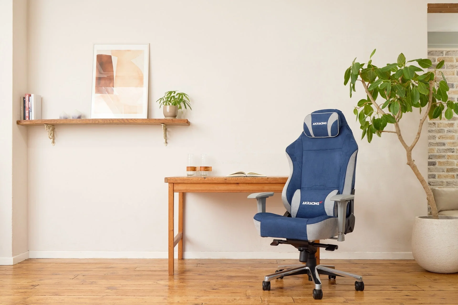 青とグレーのAKRacing FAURAチェア