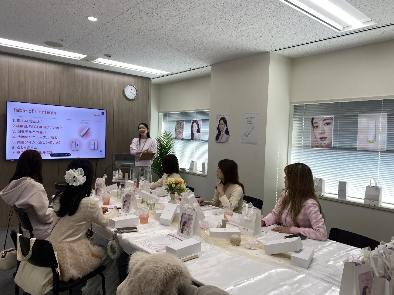 製品説明の様子