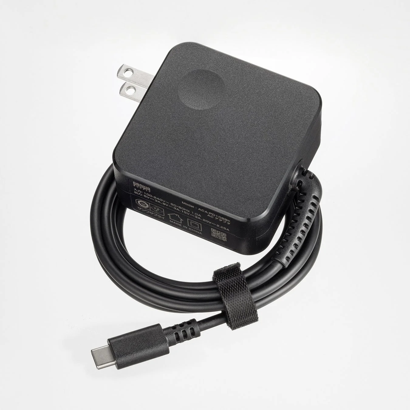 SANWA Model : ACA-PD108BK ACアダプタ 入力: 100-240V~ 50/60Hz 1.0A 出力: 5V=3A, 9V=3A, 15V=3A, 20V=2.25A サンワサプライ MADE IN CHINA