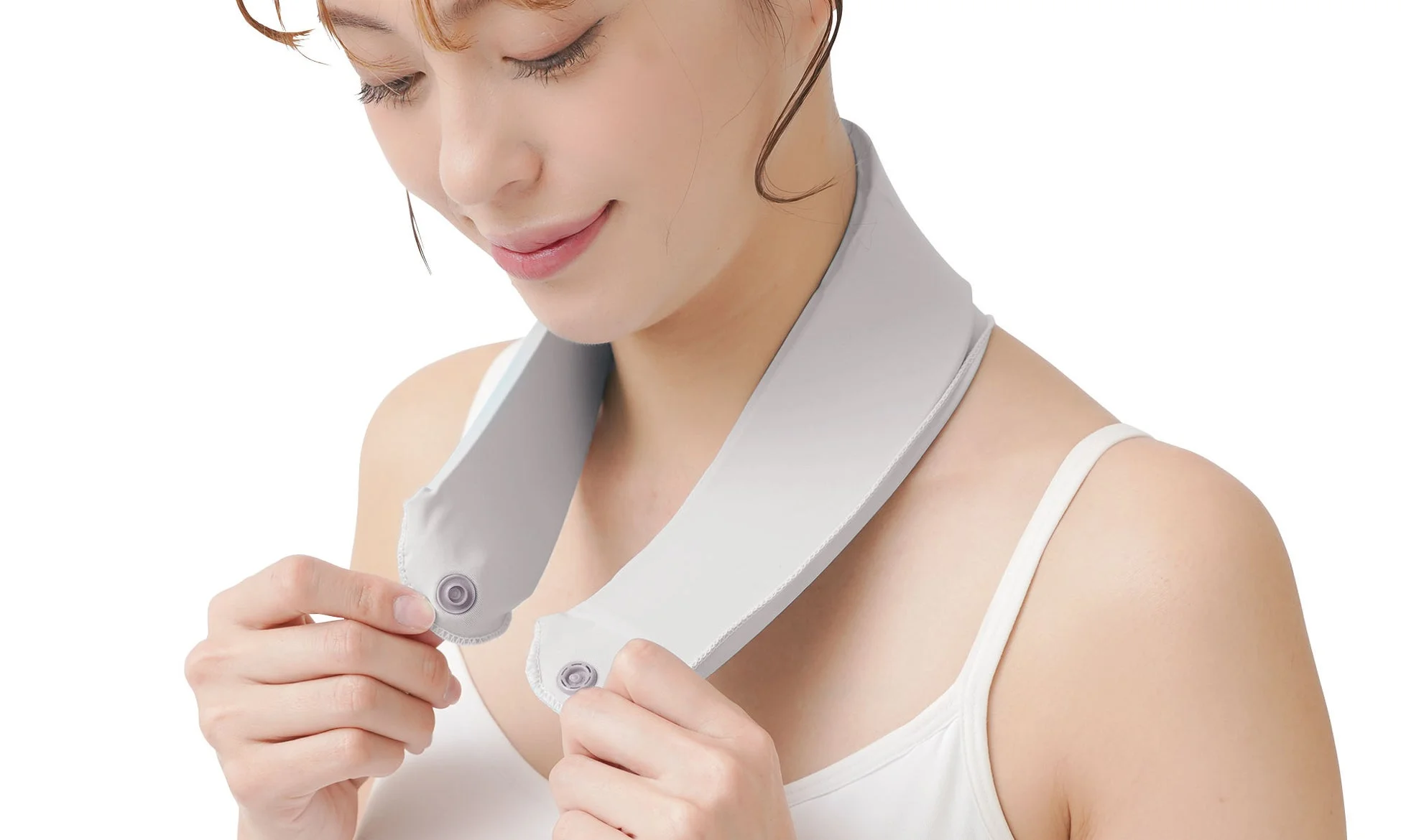 スナップボタンで着脱簡単