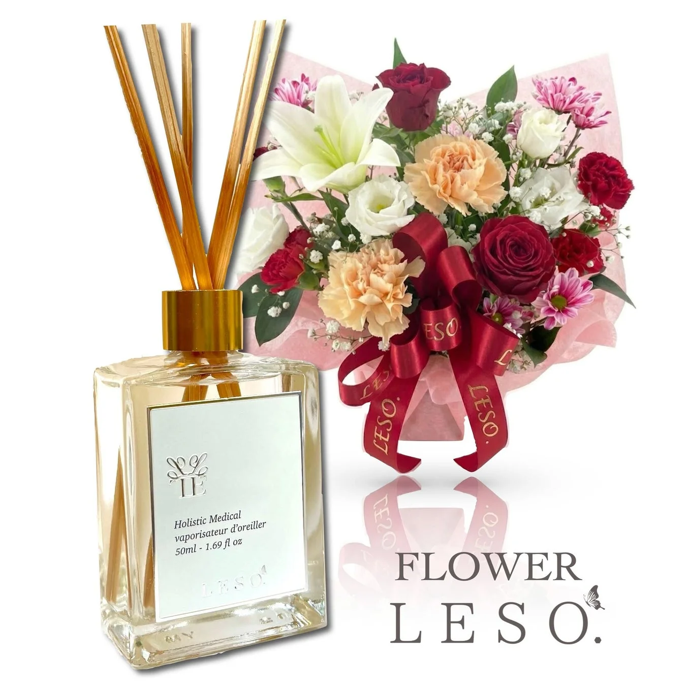 リードディフューザーと花束