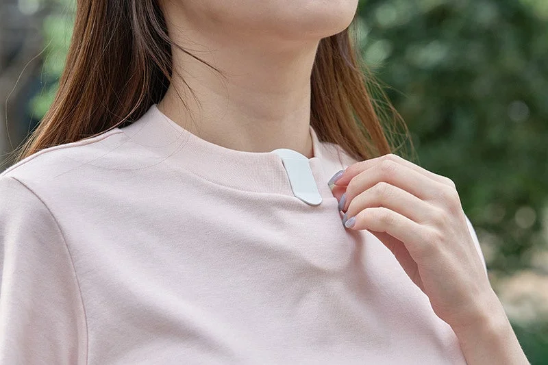 クリップで装着