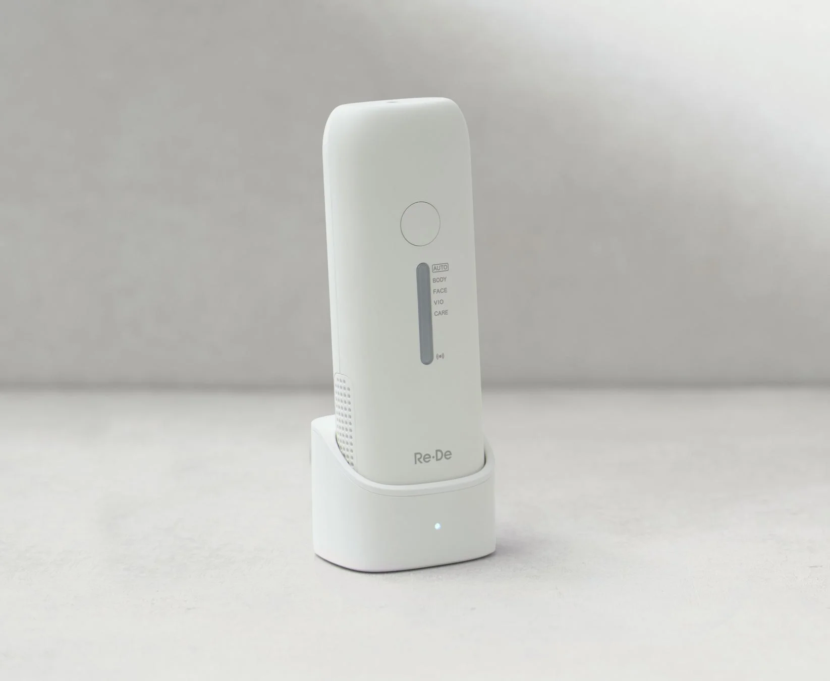 UVスタンドに置かれた本体