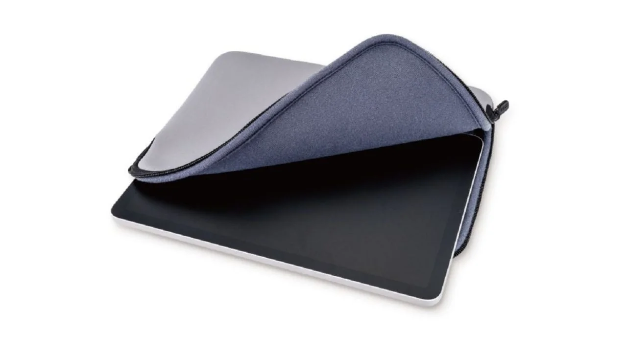 タブレットを収納するインナーケース