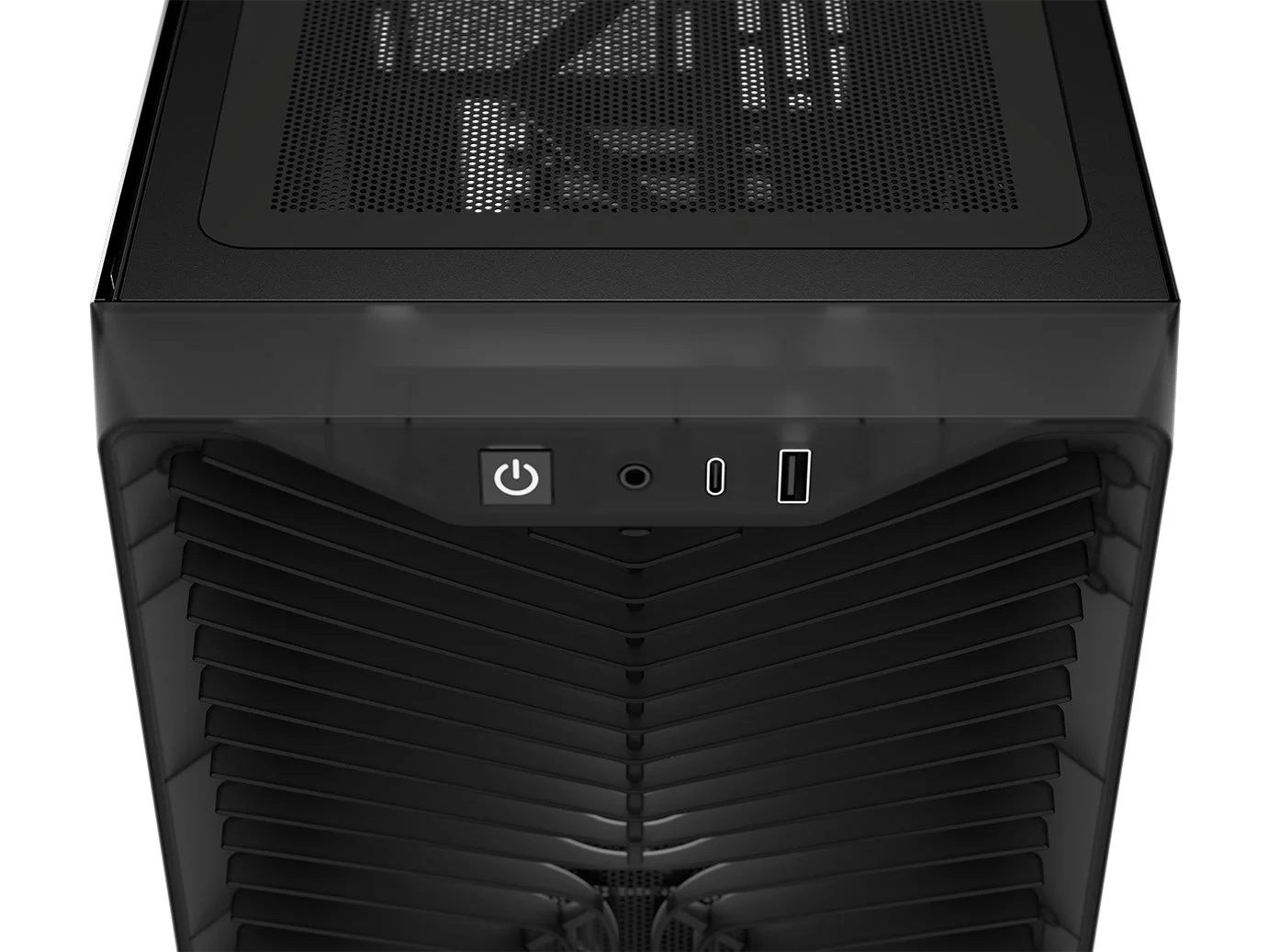 黒いPCケースの前面と上部を俯瞰で捉えた画像