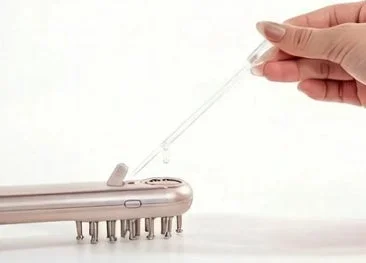 美容液を併用する様子