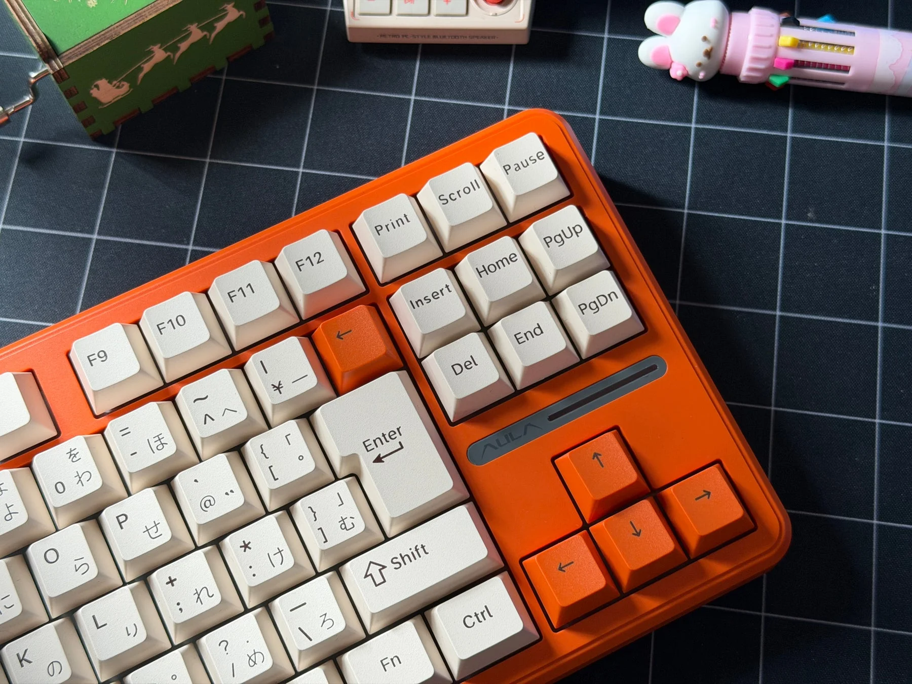 日本語JIS配列のキーボード