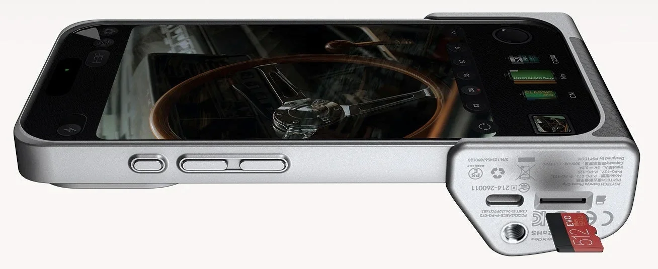 RetroVa microSDカードスロット