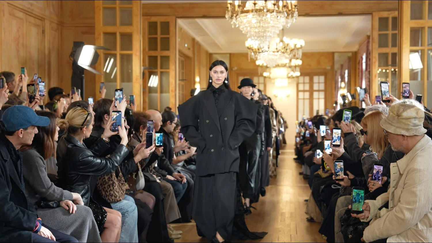 KINUJO史上最上位モデル「Silk Premium Dryer」が本日4月20日(月)新発売！パリコレ採用でプロも絶賛した速乾×スタイリング性能