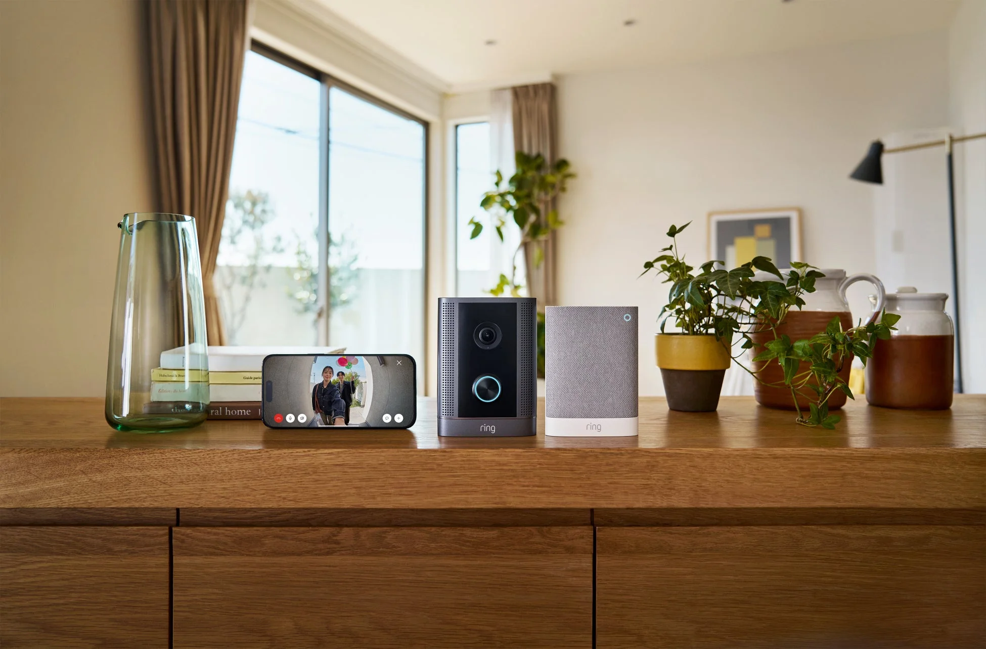 Amazon、日本限定のスマートセキュリティデバイス「Ring 防犯ドアホン プロ」を新発売!
