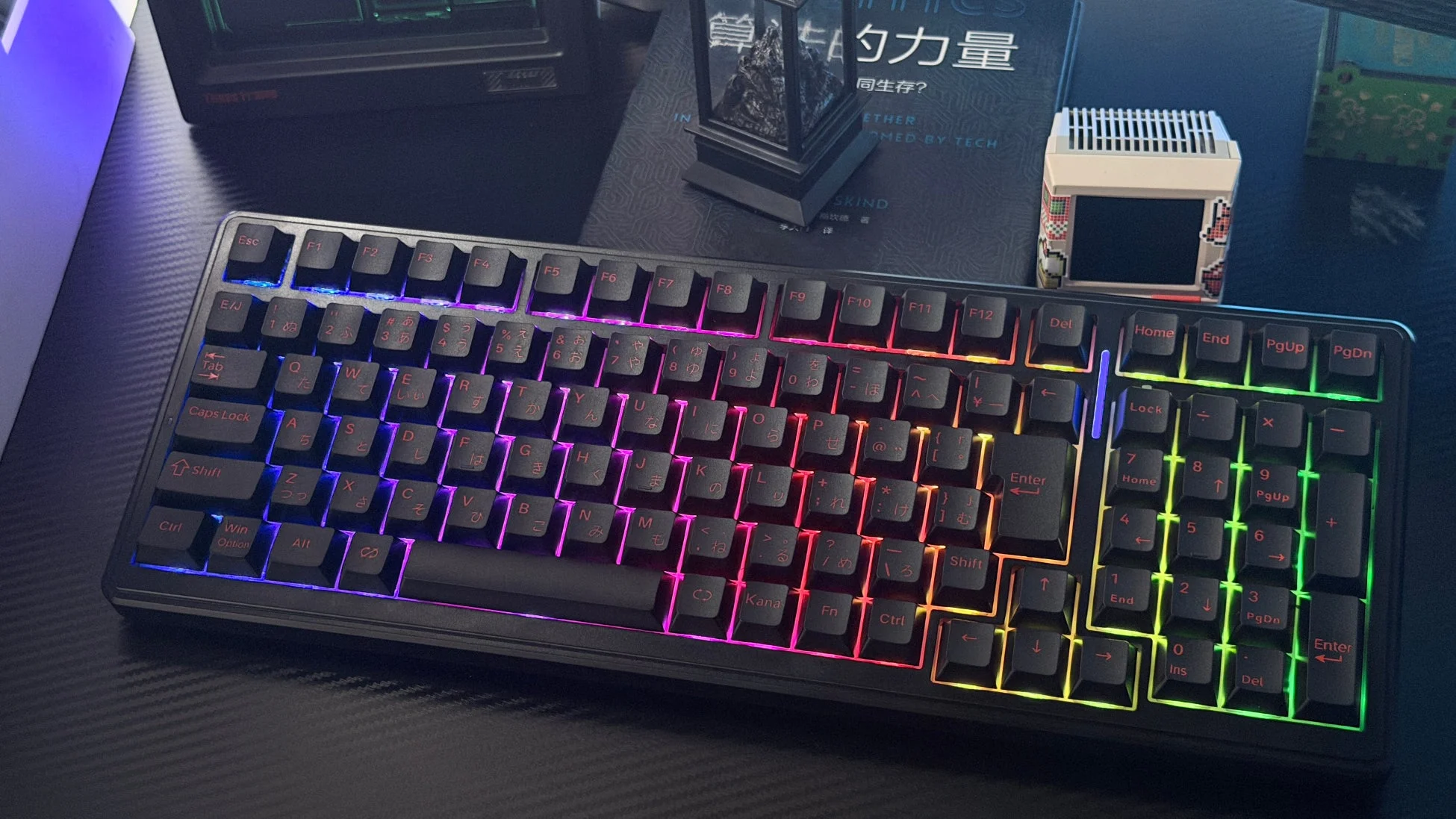 RGB点灯キーボード