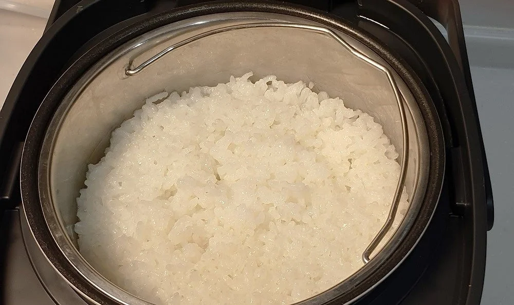 炊き立てのご飯