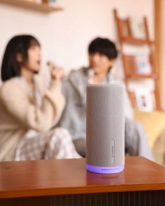 スマートスピーカーとカップル